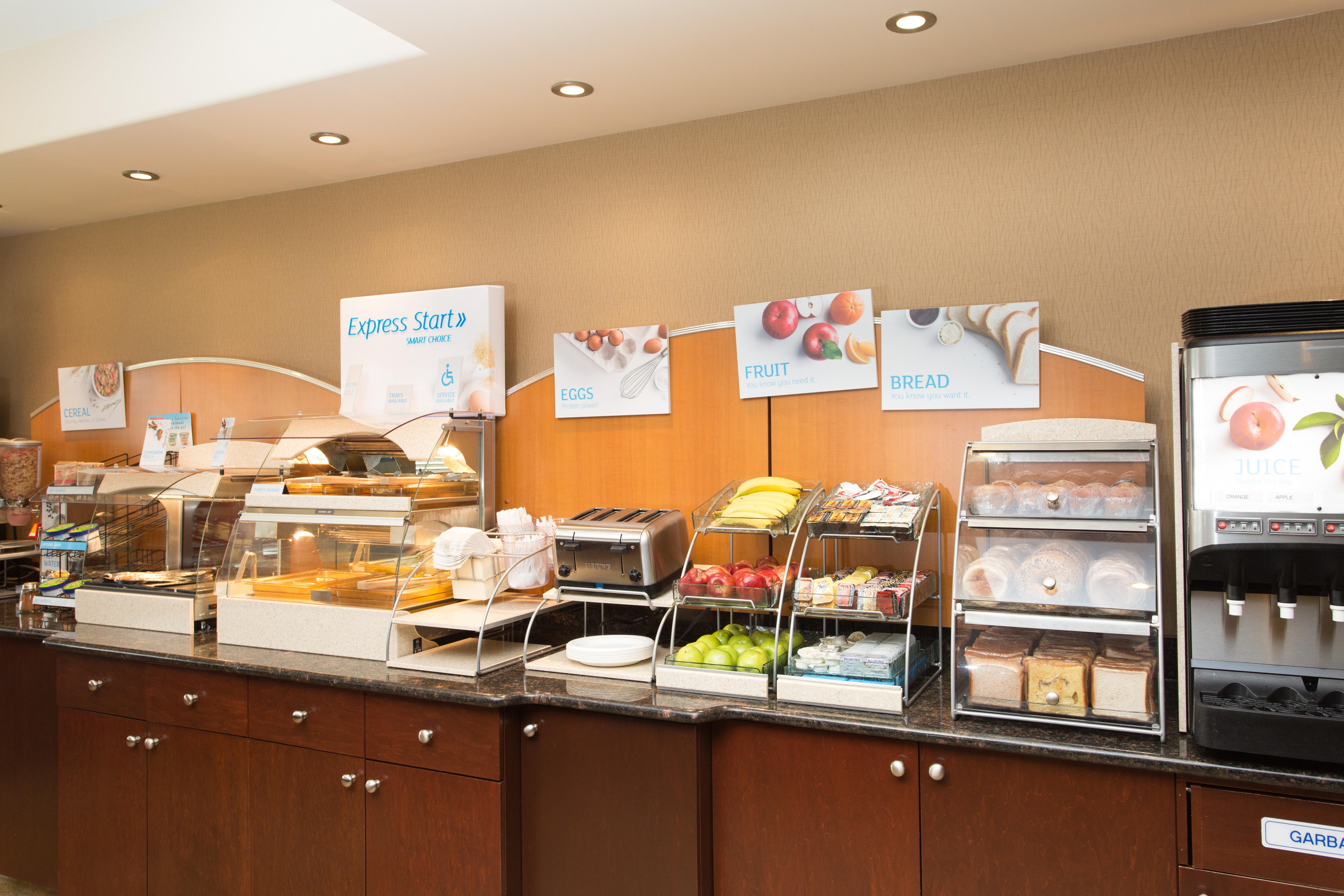 Holiday Inn Express & Suites Whitecourt By Ihg Exterior foto
