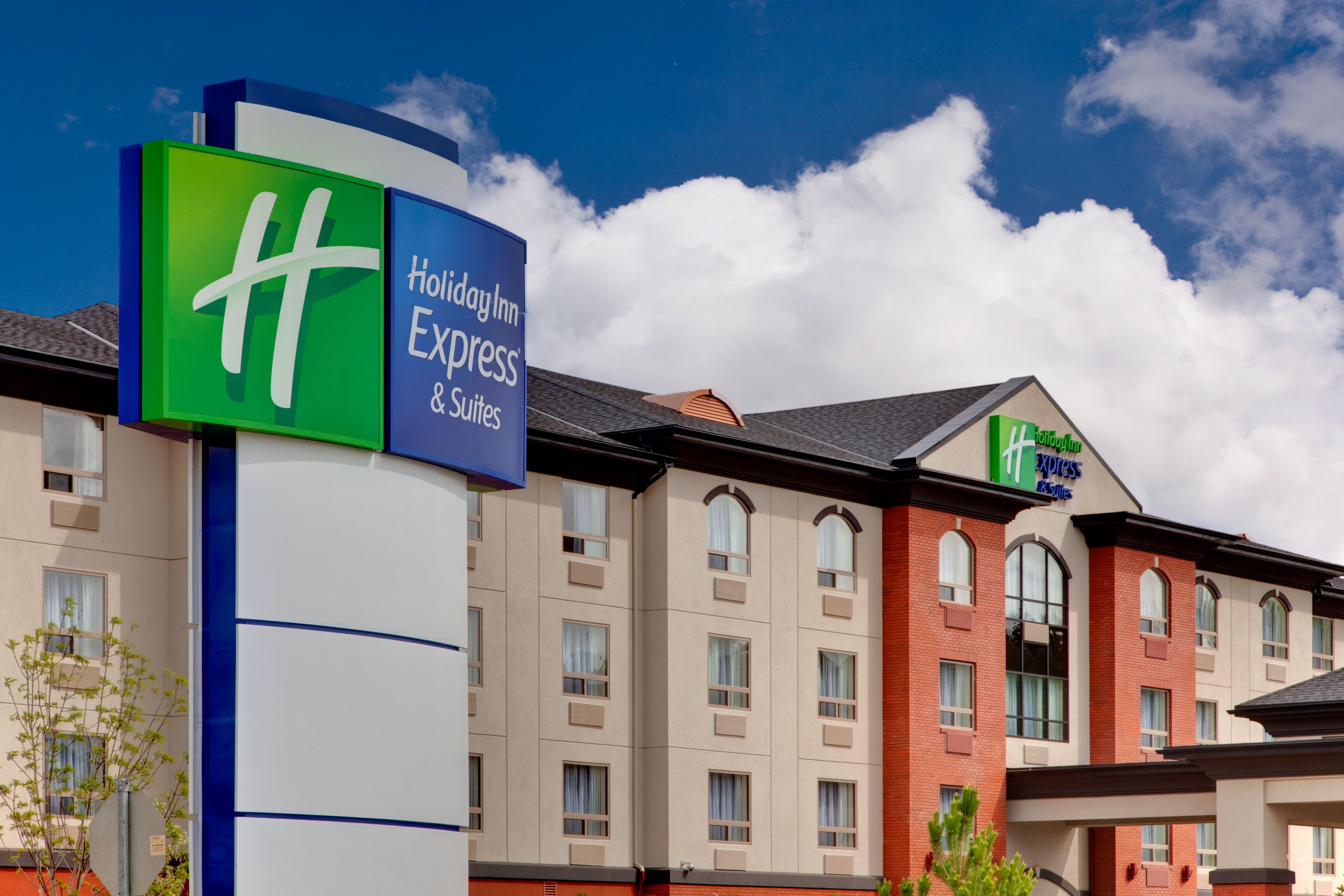 Holiday Inn Express & Suites Whitecourt By Ihg Exterior foto