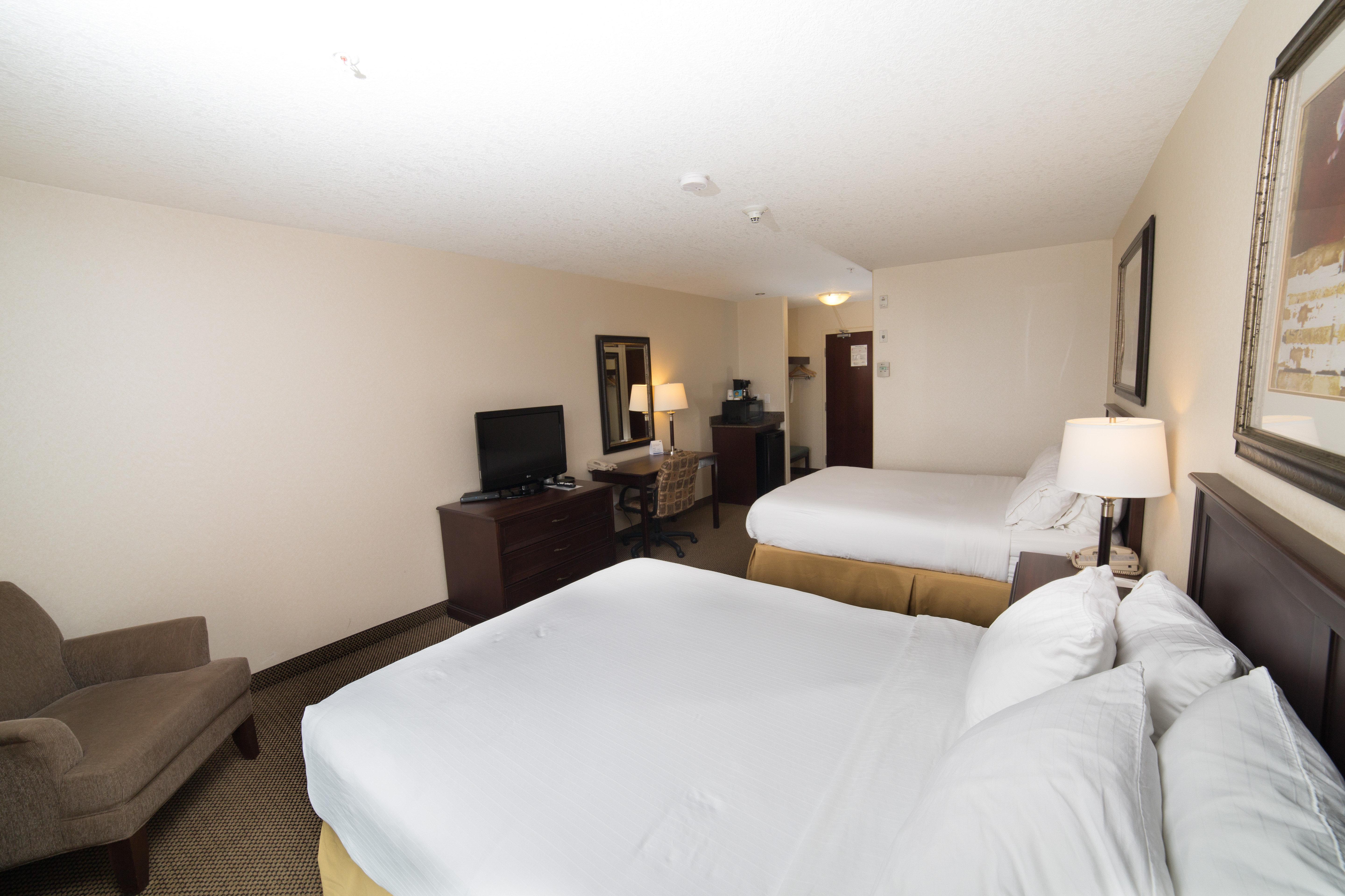 Holiday Inn Express & Suites Whitecourt By Ihg Exterior foto